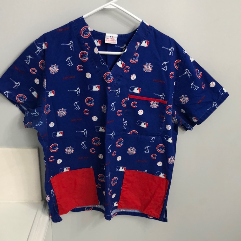 Scrub top